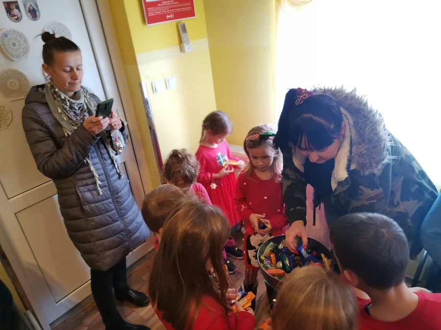 04685e2e 3975 45aa 8527 78f51d3b8438